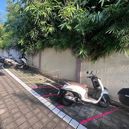 Shaka Clan Surf Hotell Canggu Exteriör bild